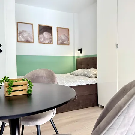 Przy Plazy - Chrobrego 32 Apartment